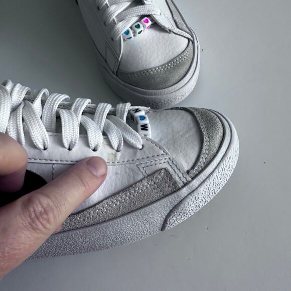 Nike Blazer Mid '77 Youth Size 3.5 Sneakers - Great Condition! - Picture 4 of 8